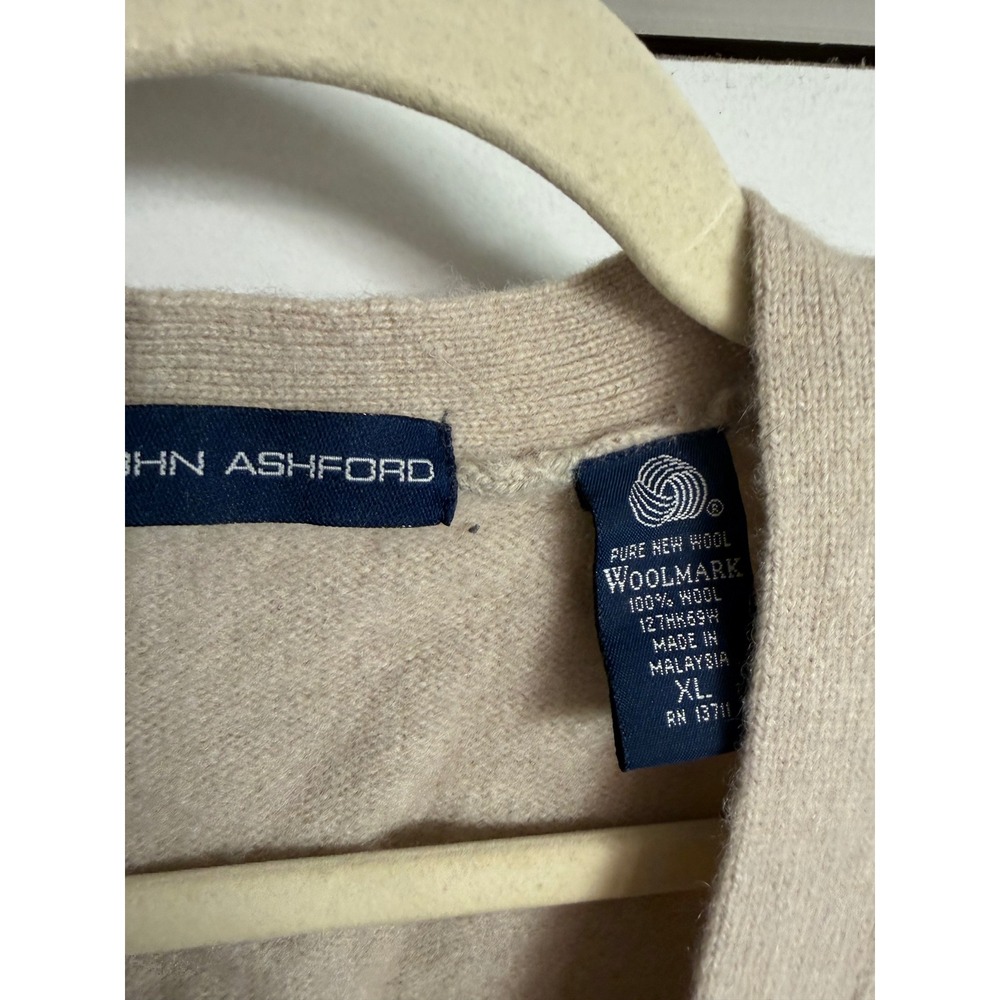 John Ashford Mens XL Beige 100% Wool V-Neck Button Front Cardigan Sweater marks - Picture 2 of 8
